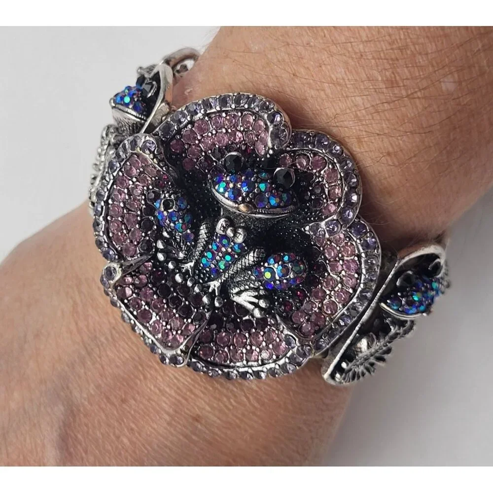 YUHONG Rhinestone Stretch Silver Tone Bracelet FROG Whimsical Bling Fairy Flower - Picture 11 of 12